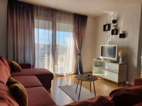 Cozy Two-Bedroom Apartment